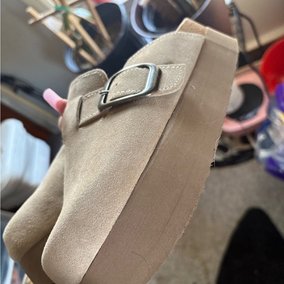 Platform clogs - Picture 6 of 6